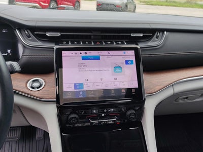 2023 Jeep Grand Cherokee Summit