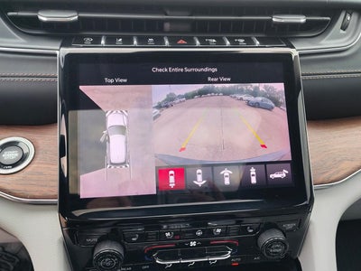 2023 Jeep Grand Cherokee Summit