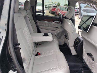 2023 Jeep Grand Cherokee Summit