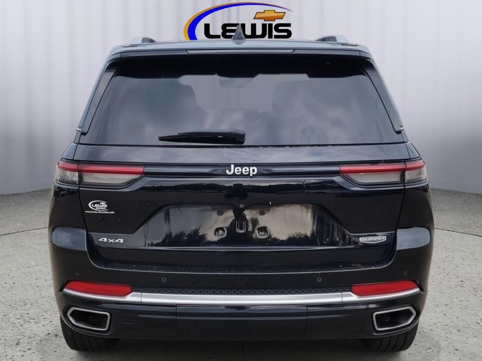 2023 Jeep Grand Cherokee Summit