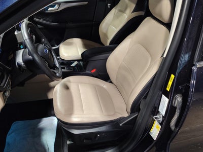 2021 Ford Escape Titanium