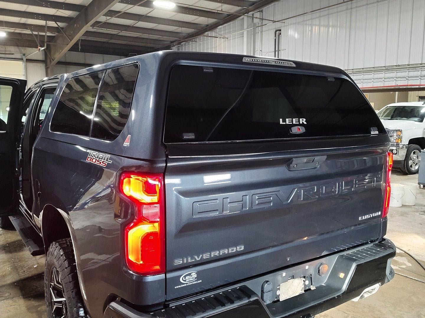 2021 Chevrolet Silverado 1500 Custom Trail Boss