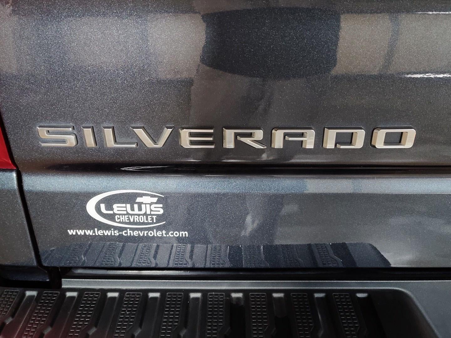 2021 Chevrolet Silverado 1500 Custom Trail Boss