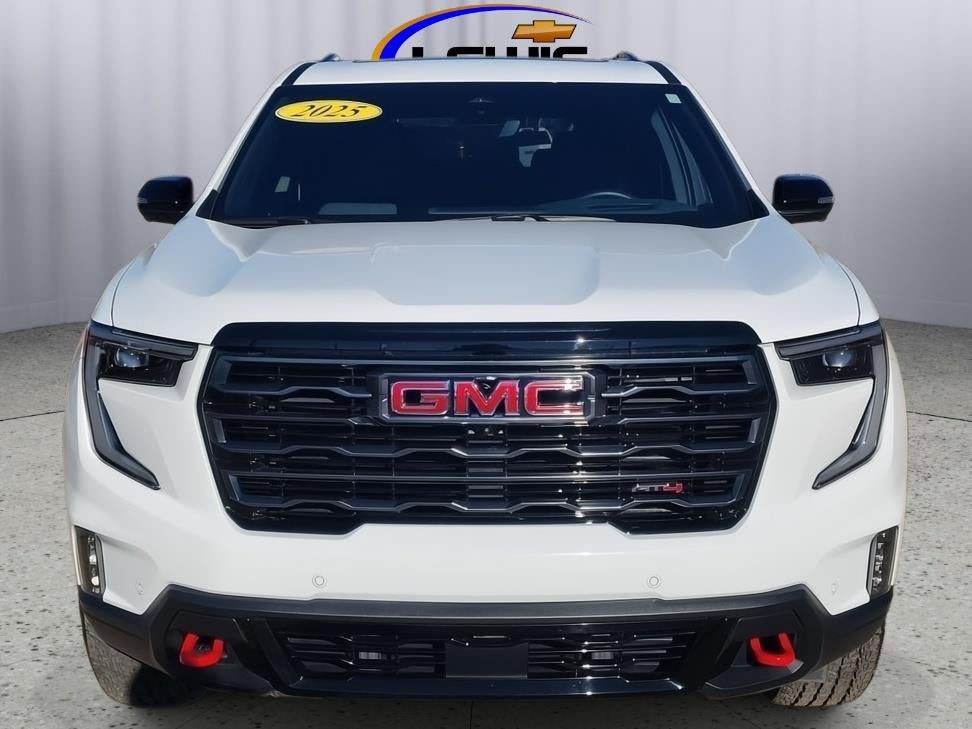 2025 GMC Acadia AT4