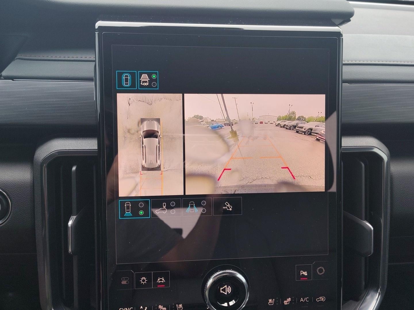 2025 GMC Acadia AT4