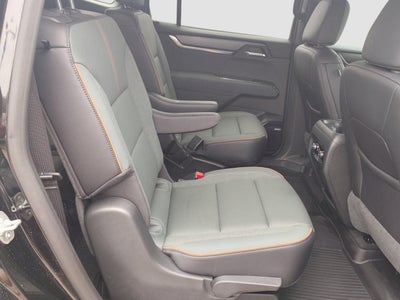 2025 GMC Acadia AT4
