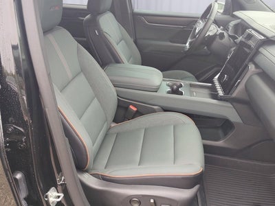 2025 GMC Acadia AT4