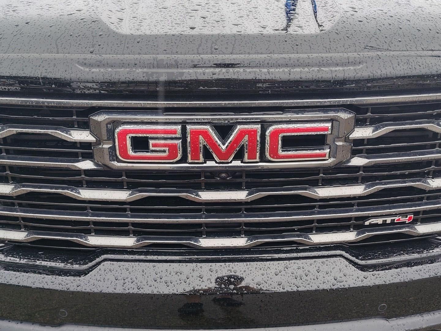 2025 GMC Acadia AT4