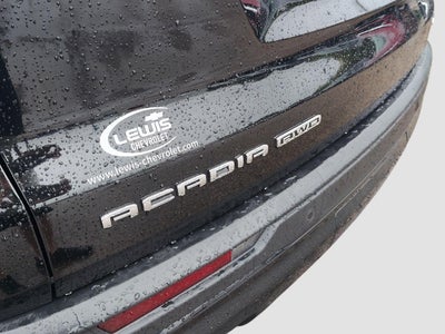 2025 GMC Acadia AT4