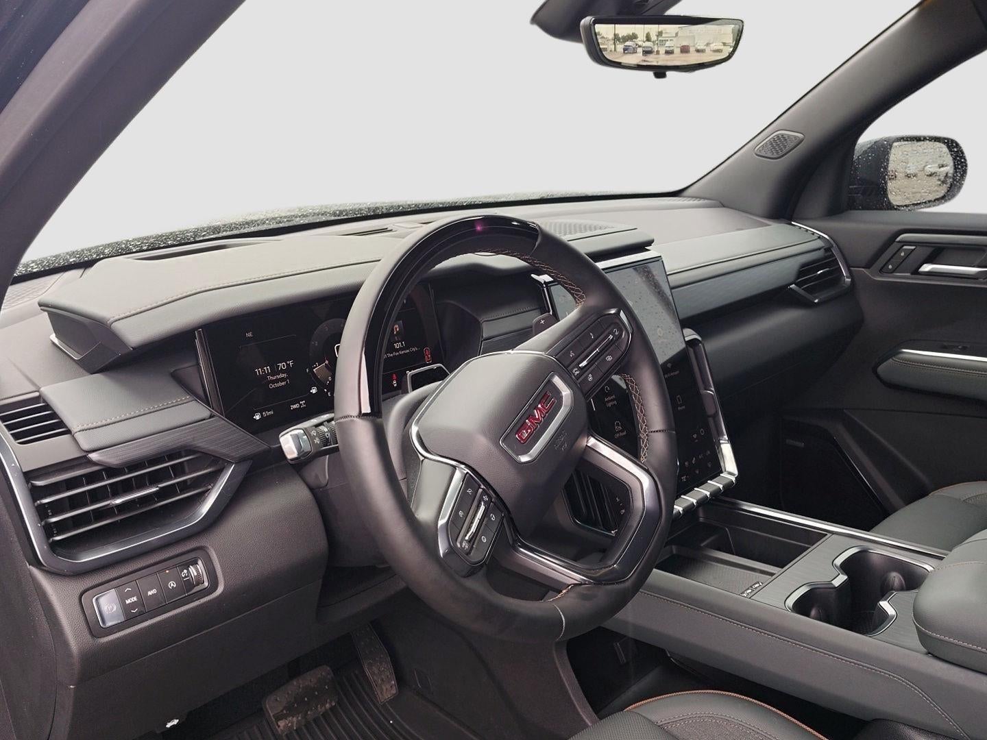 2025 GMC Acadia AT4