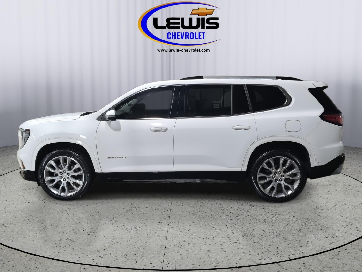 2024 GMC Acadia Denali
