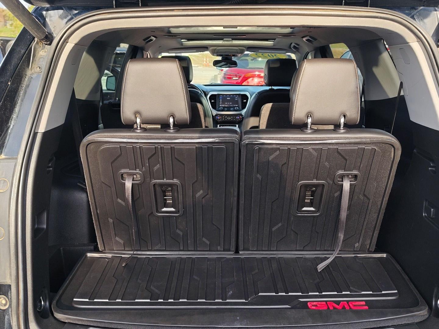 2022 GMC Acadia SLT