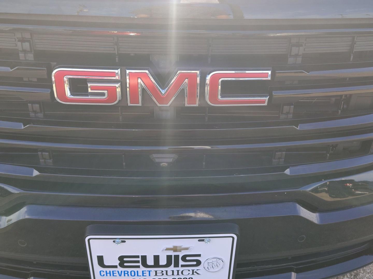 2022 GMC Acadia SLT