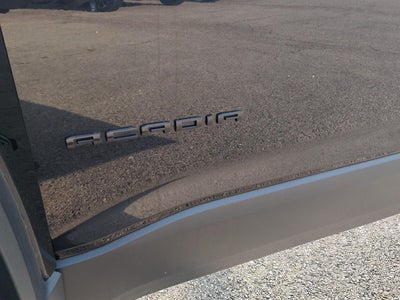 2022 GMC Acadia SLT