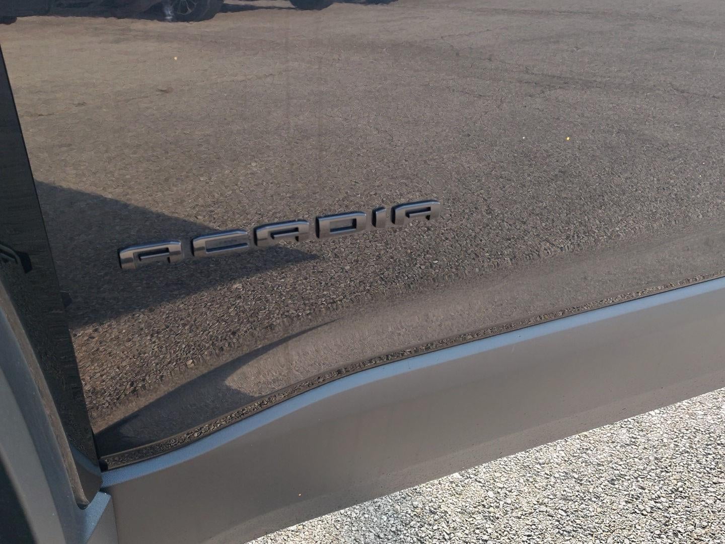 2022 GMC Acadia SLT