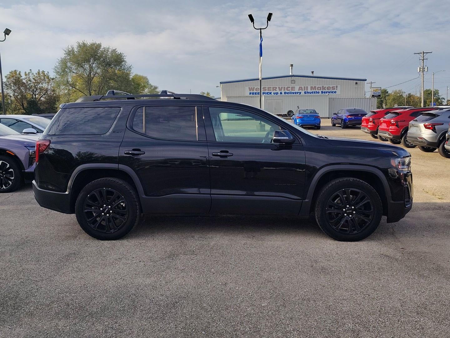 2022 GMC Acadia SLT
