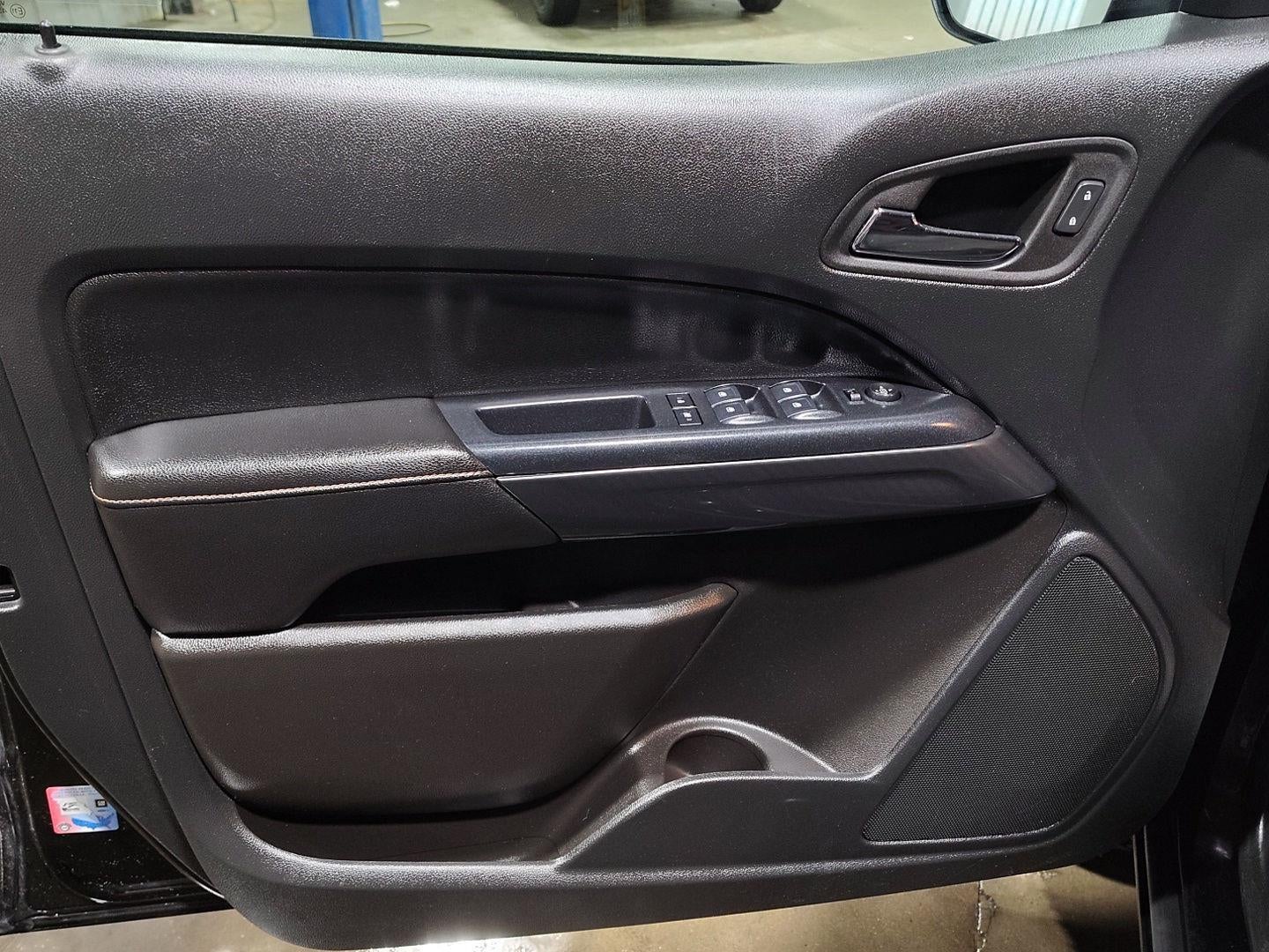 2022 GMC Canyon AT4 - Cloth