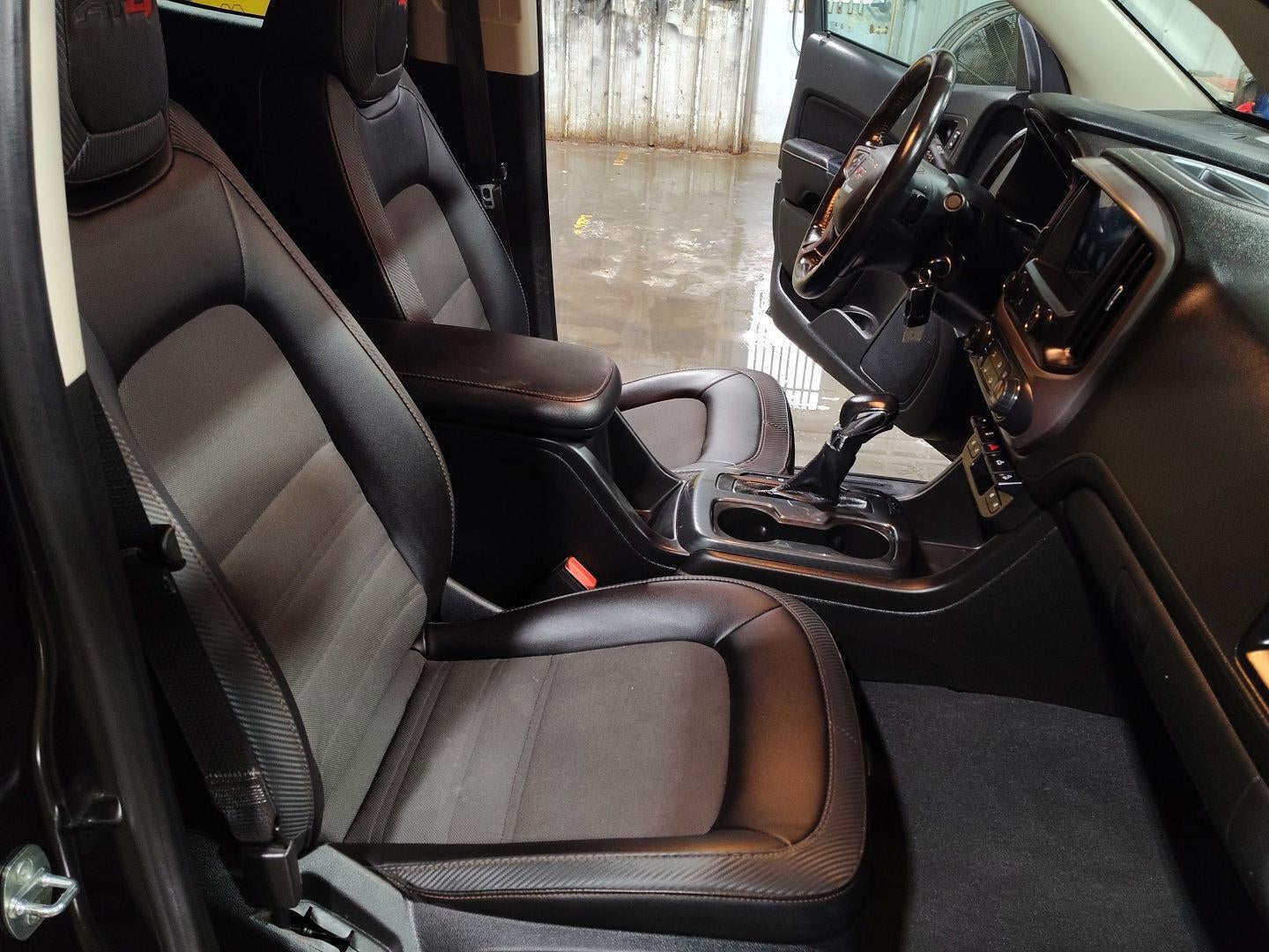 2022 GMC Canyon AT4 - Cloth