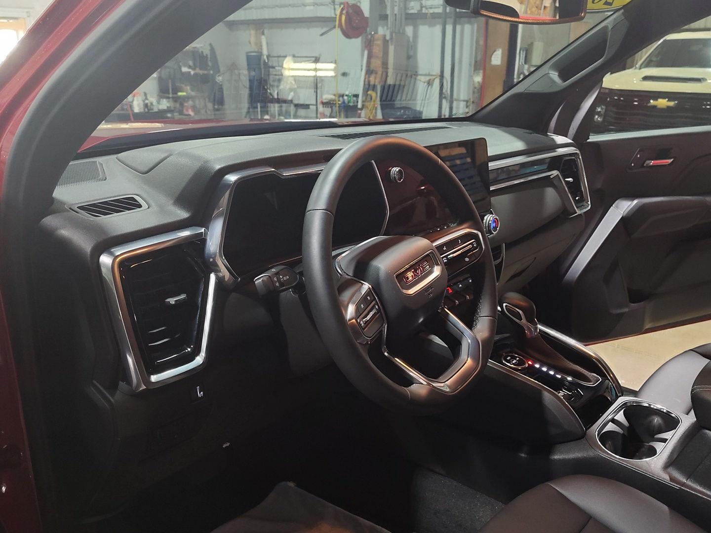 2025 GMC Canyon Elevation