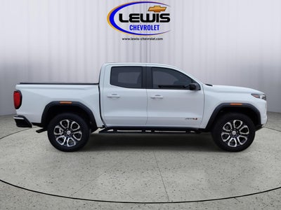 2024 GMC Canyon AT4
