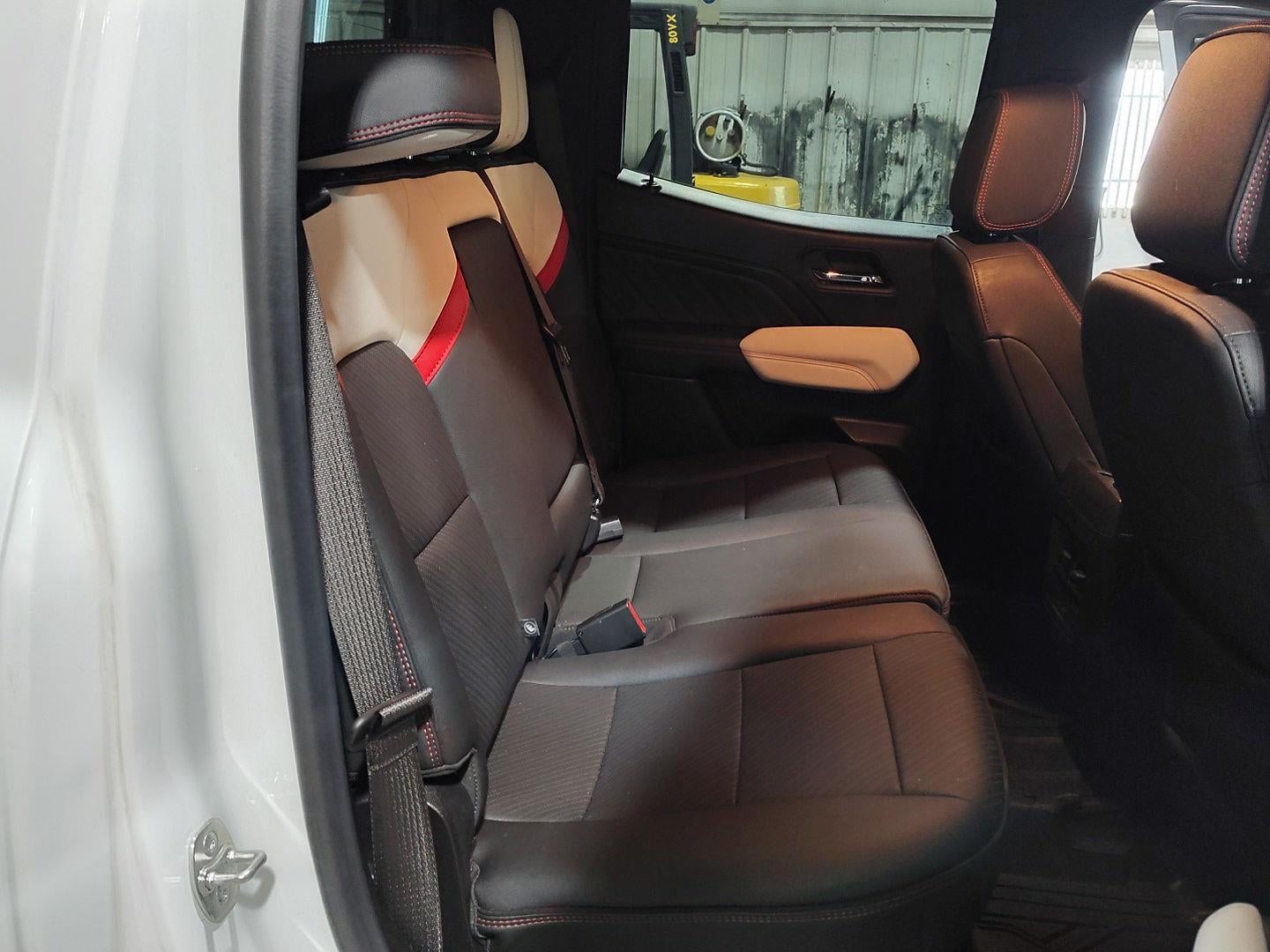 2024 GMC Canyon AT4X