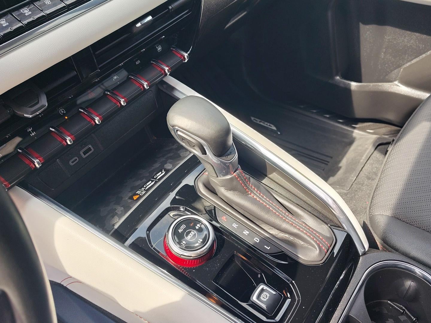 2024 GMC Canyon AT4X