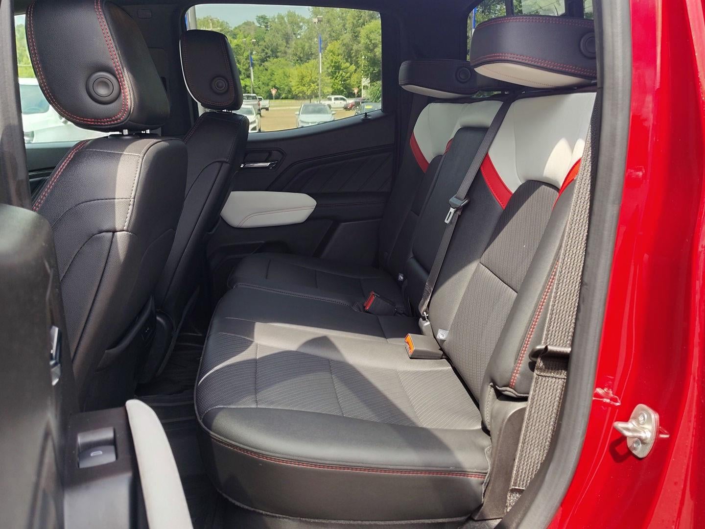 2024 GMC Canyon AT4X