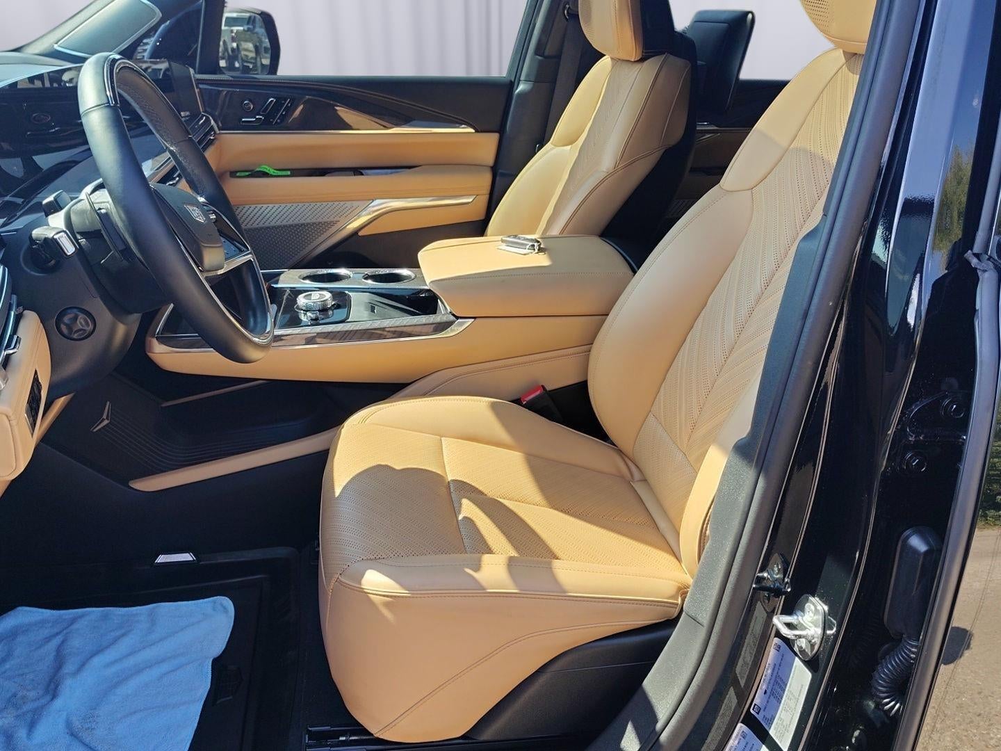 2025 Cadillac ESCALADE IQ Sport 2