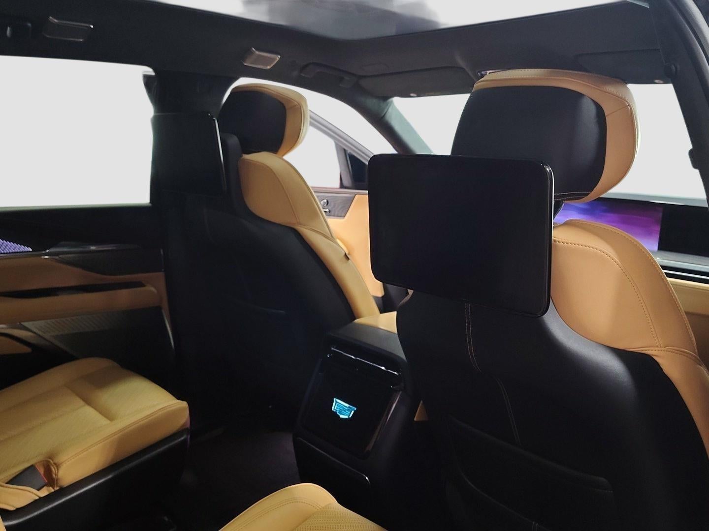 2025 Cadillac ESCALADE IQ Sport 2