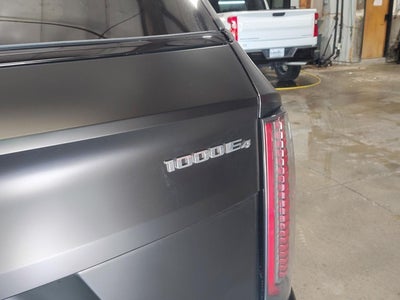 2025 Cadillac ESCALADE IQ Sport 2