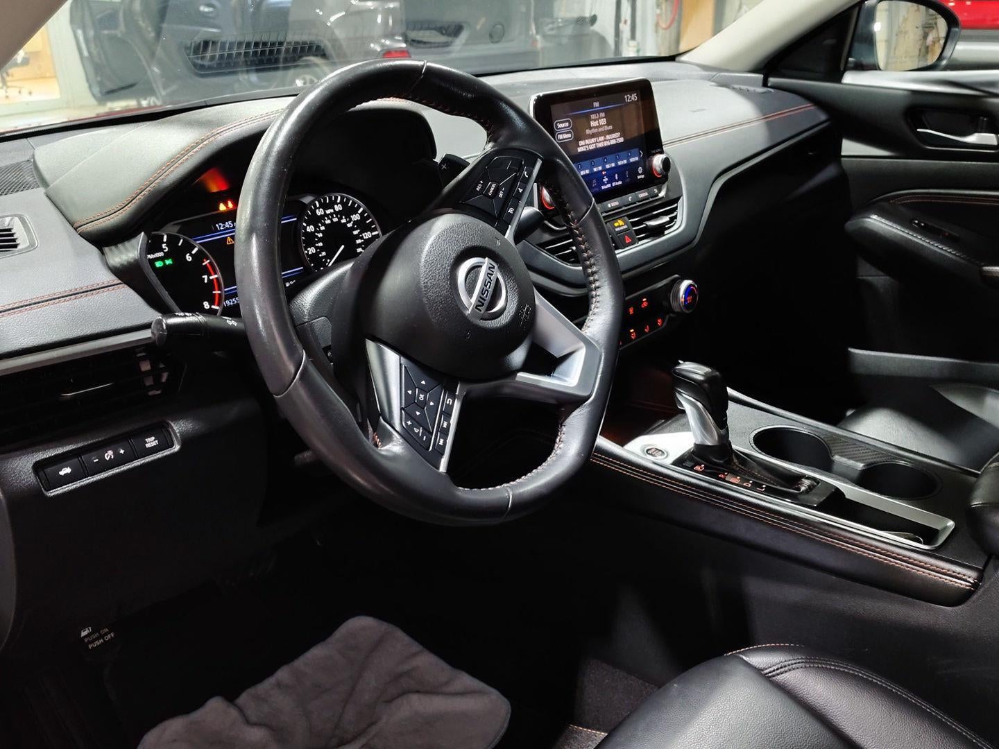 2022 Nissan Altima 2.5 SR