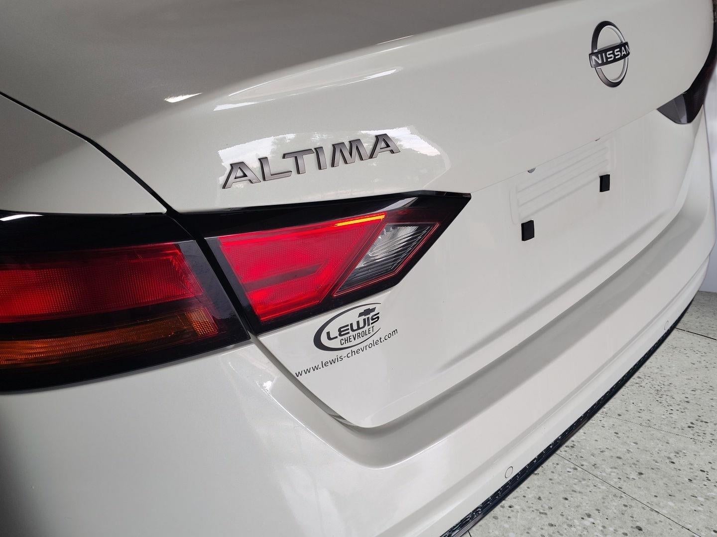 2024 Nissan Altima 2.5 SR