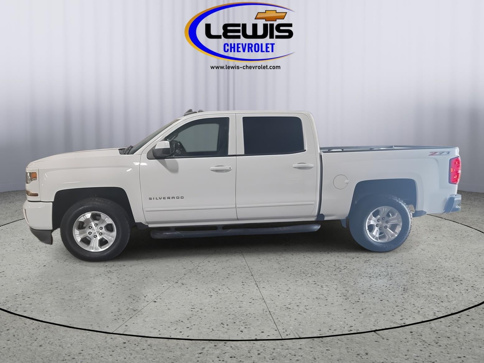 Used 2017 Chevrolet Silverado 1500 LT Z71 with VIN 3GCUKRECXHG301613 for sale in Kansas City