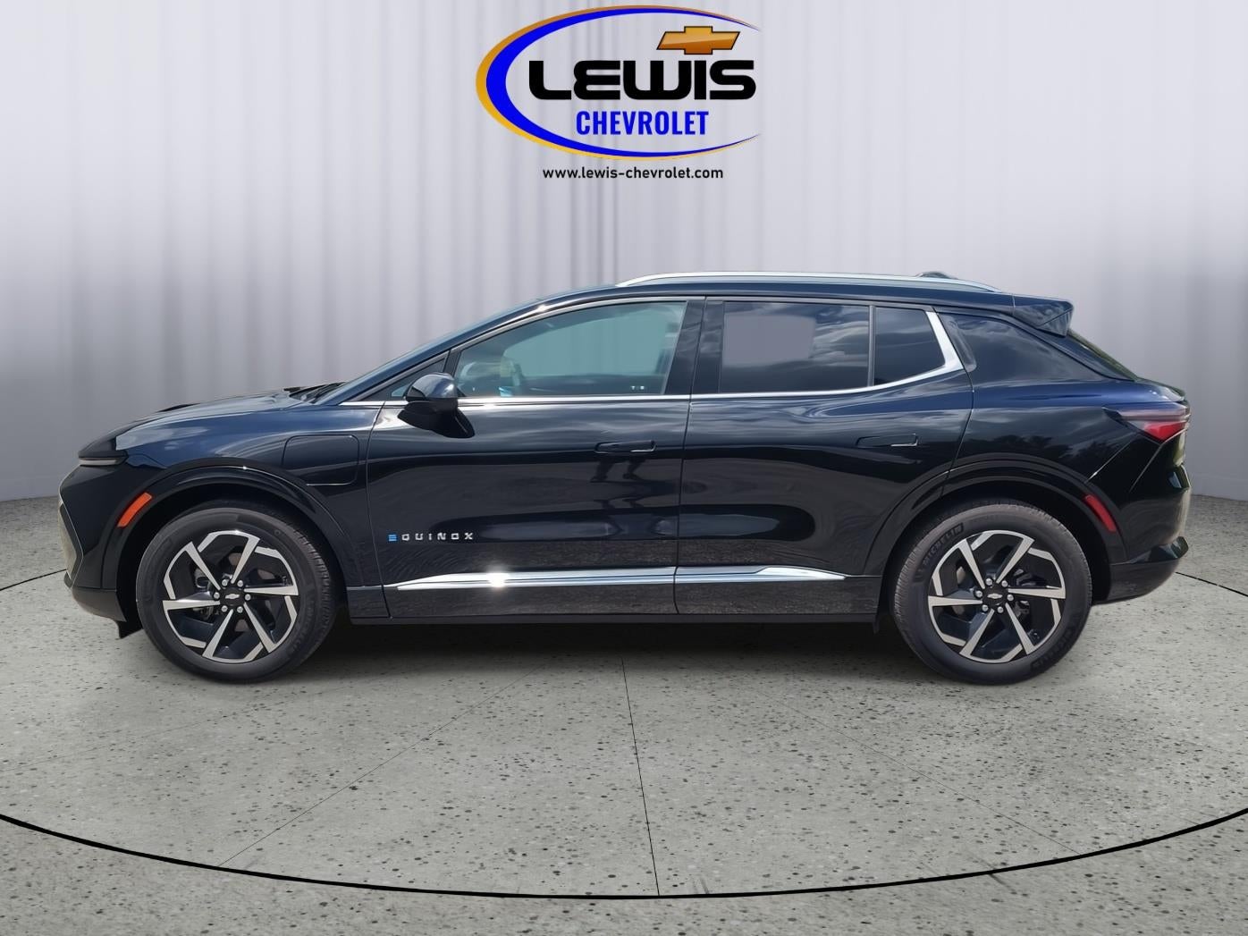 Used 2024 Chevrolet Equinox EV LT with VIN 3GN7DLRP1RS269996 for sale in Atchison, KS