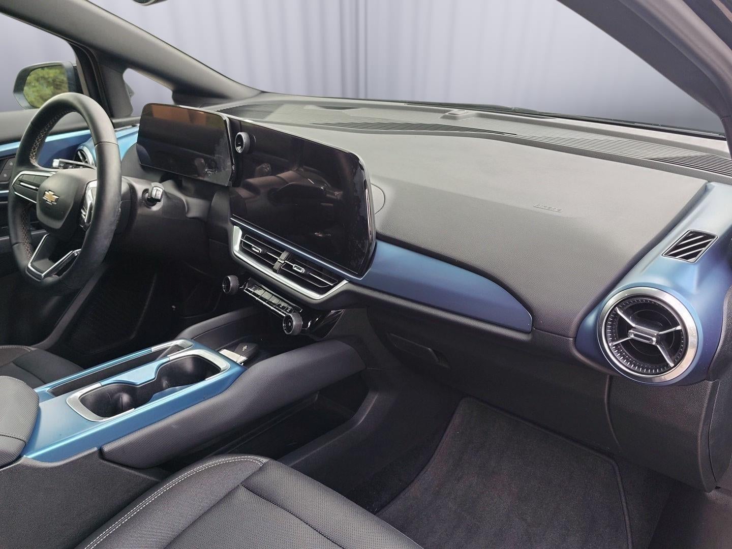 2024 Chevrolet Equinox EV 2LT