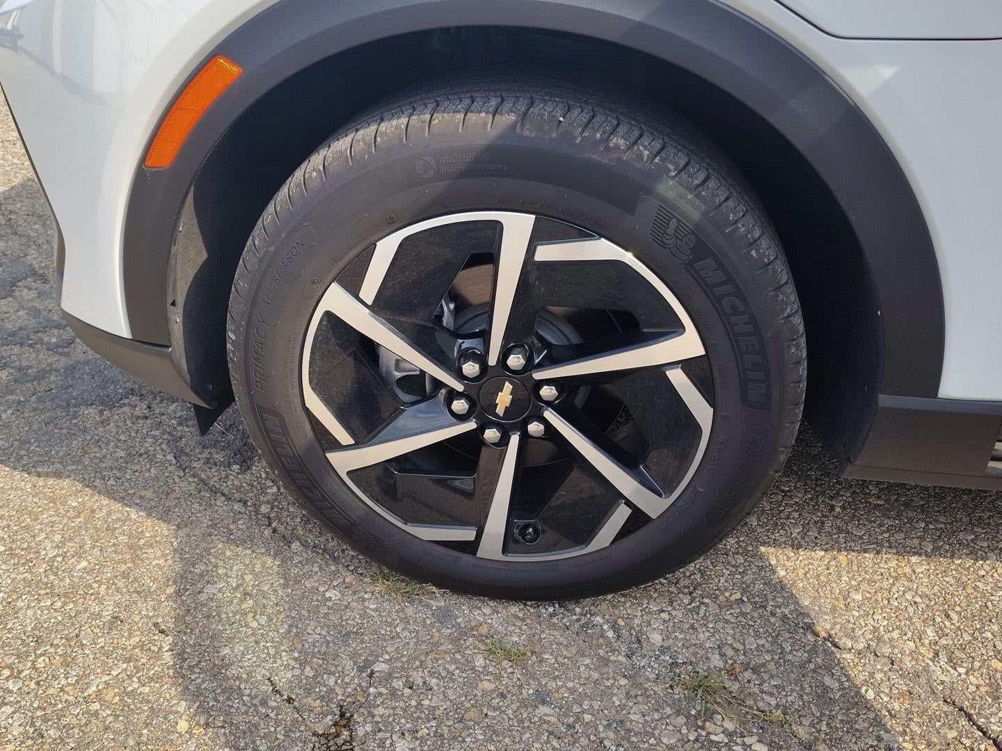 2025 Chevrolet Equinox EV LT