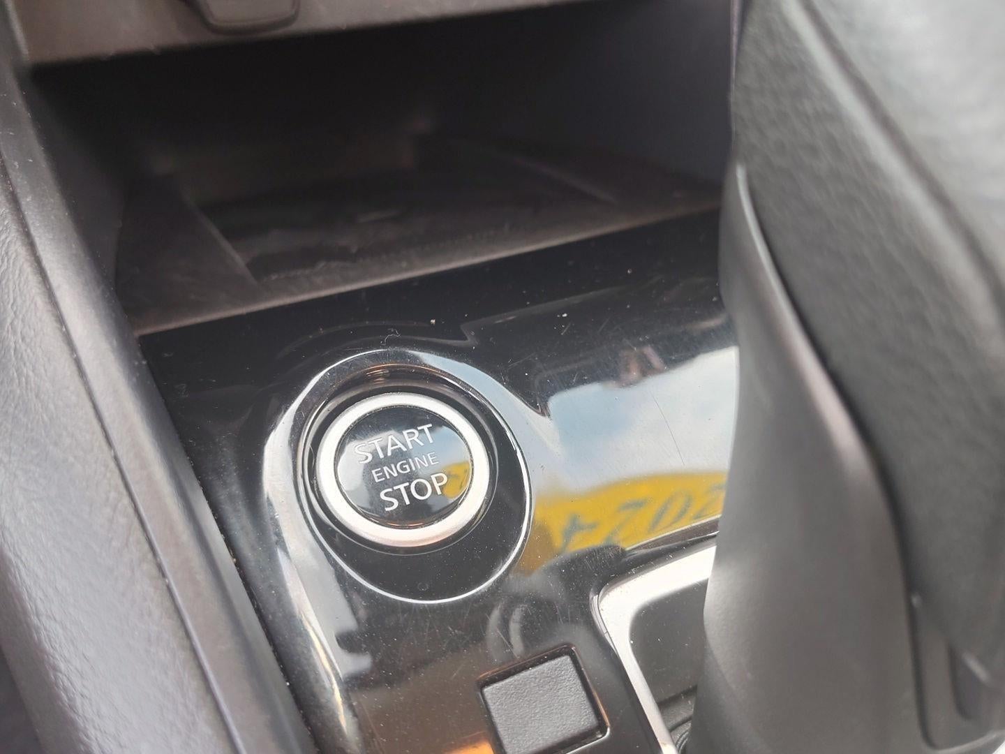 2024 Nissan Versa SV