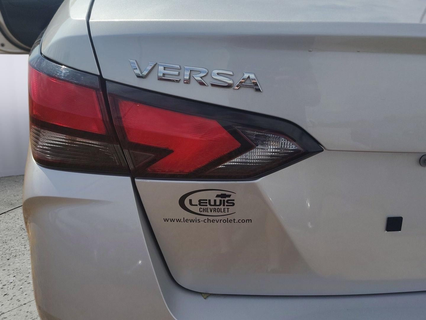 2024 Nissan Versa SV