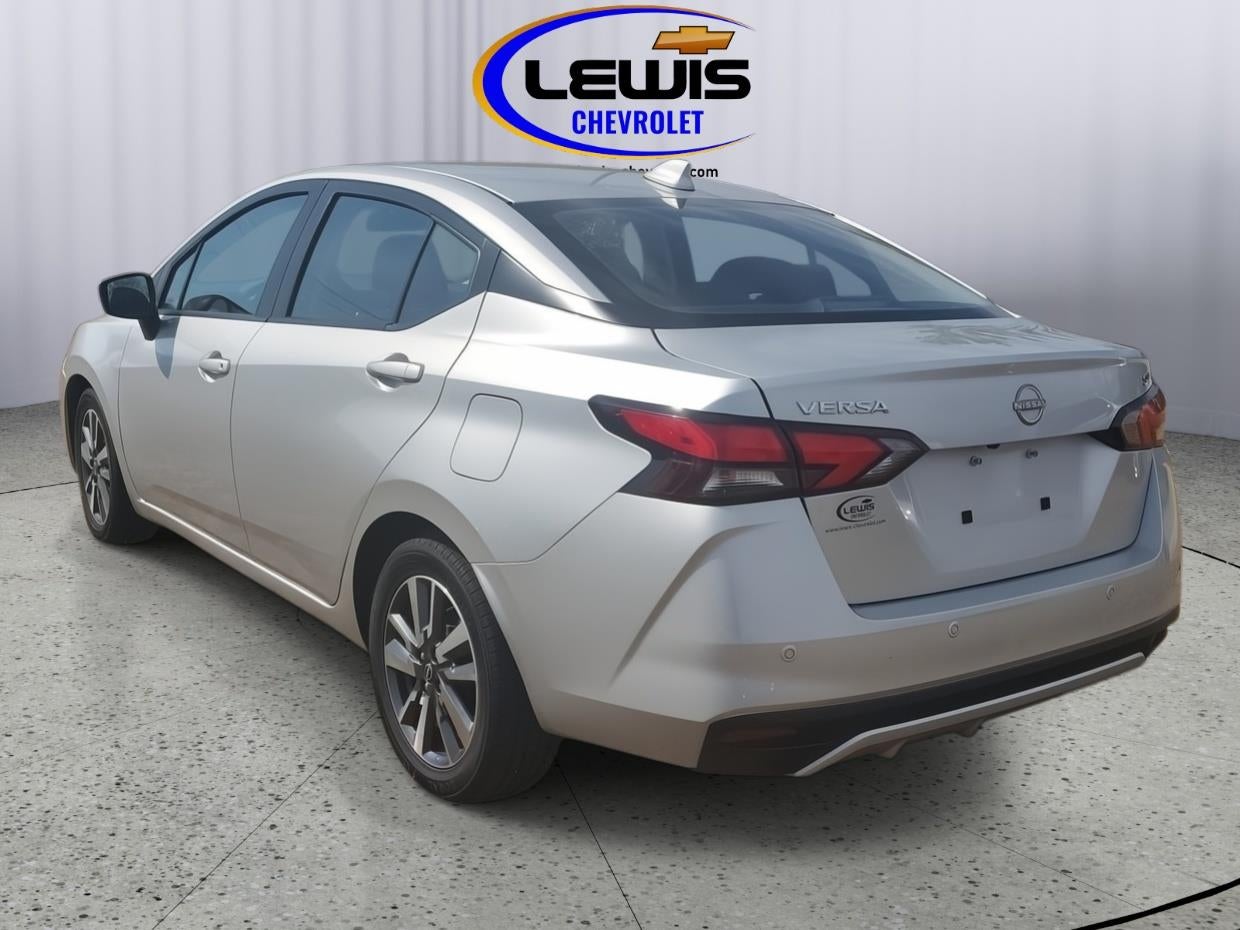 2024 Nissan Versa SV