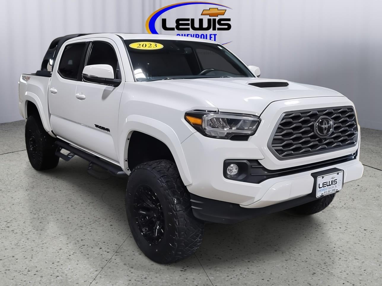 2023 Toyota Tacoma 4WD SR