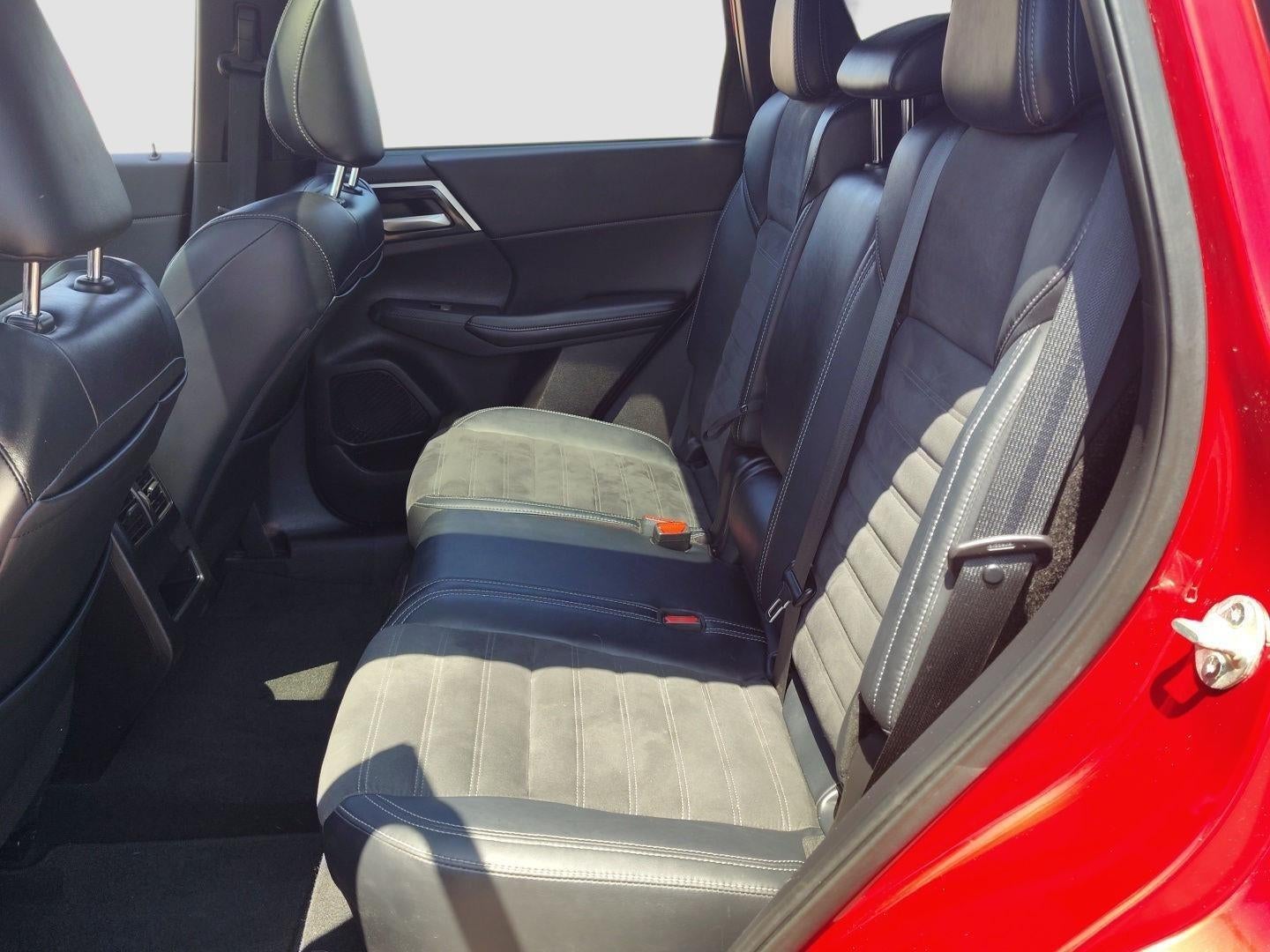 2022 Mitsubishi Outlander SE