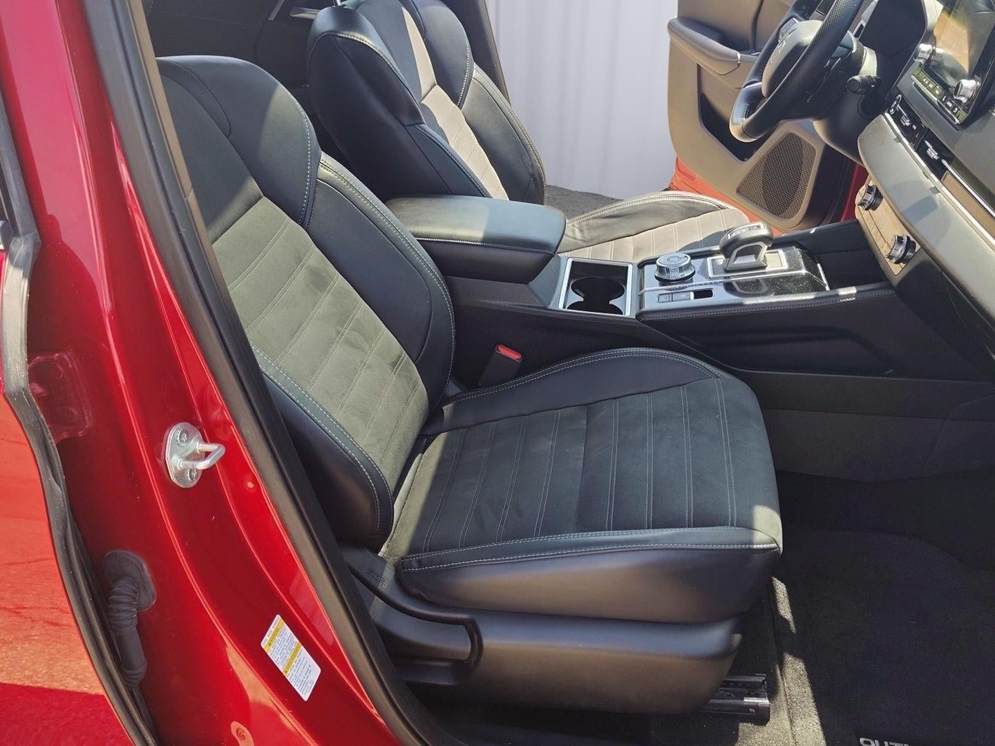 2022 Mitsubishi Outlander SE