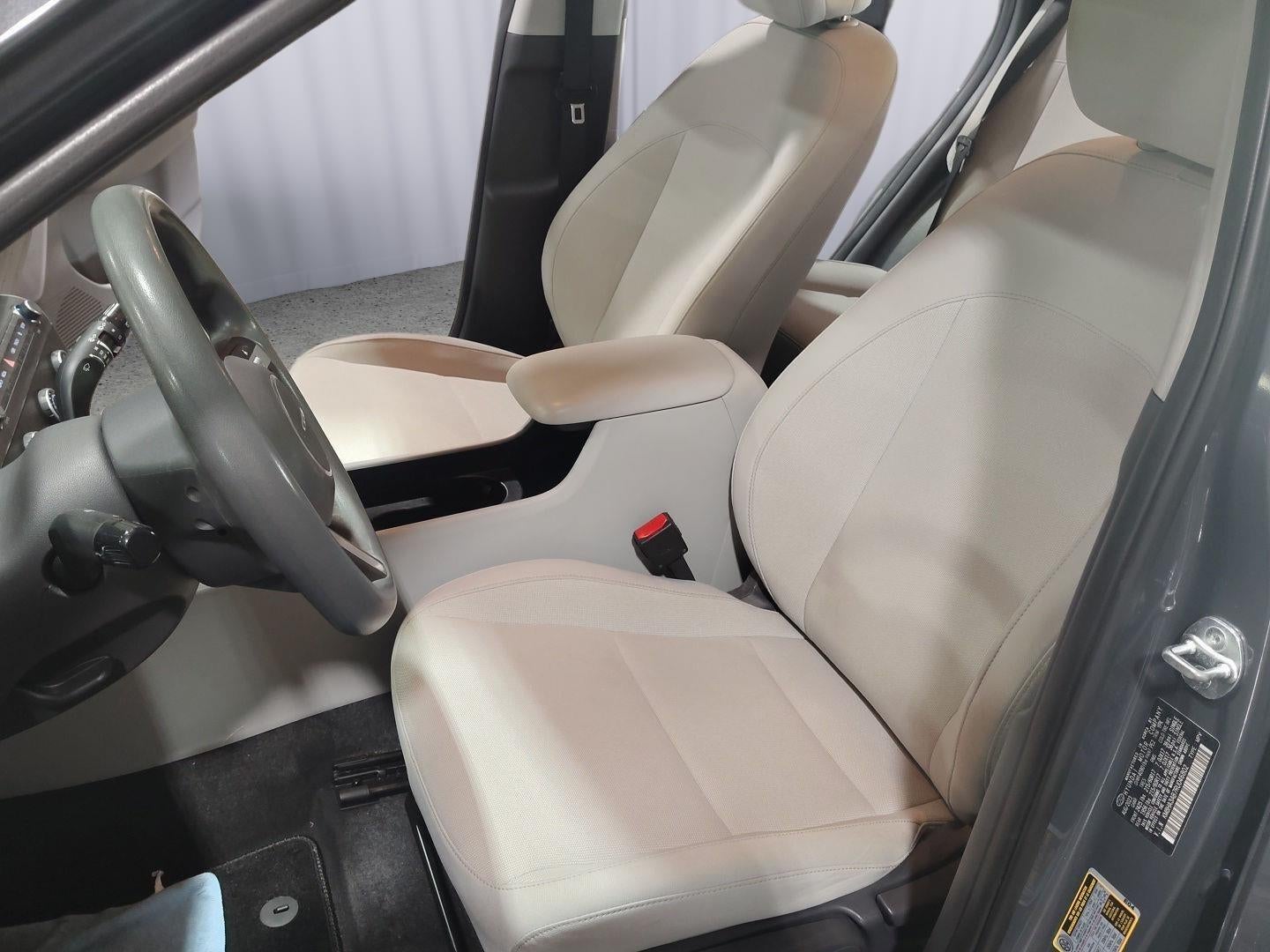 2024 Hyundai Kona SE