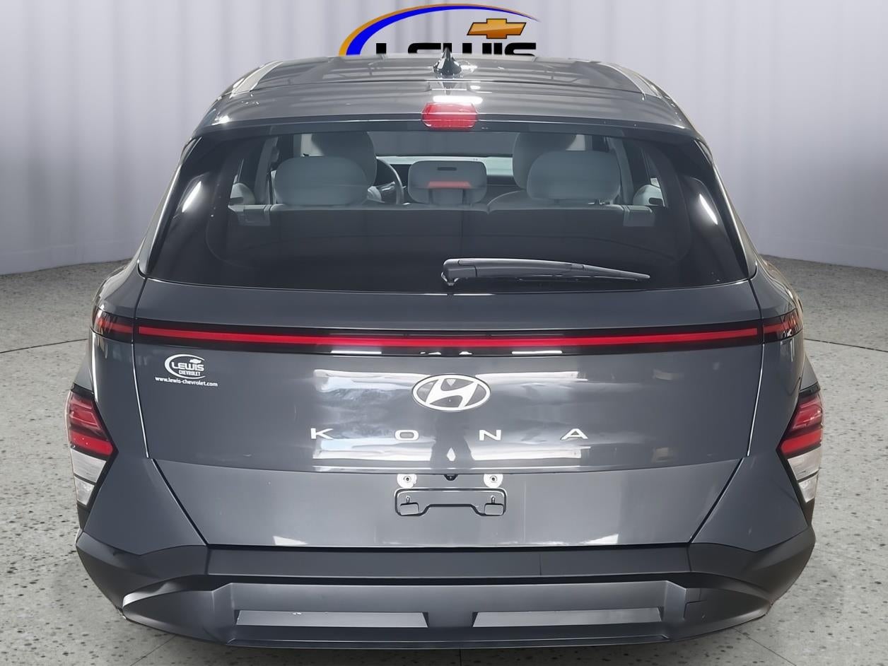 2024 Hyundai Kona SE
