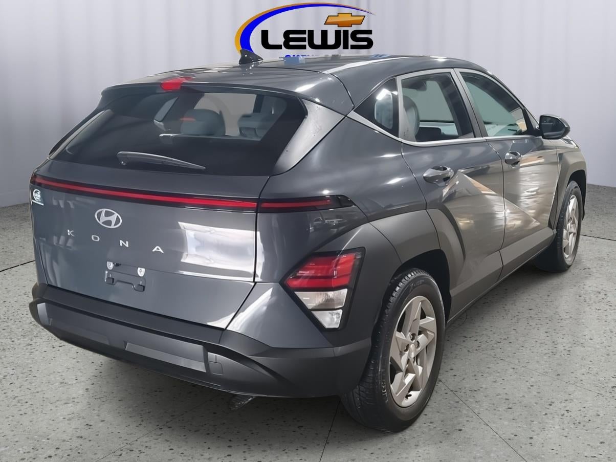 2024 Hyundai Kona SE