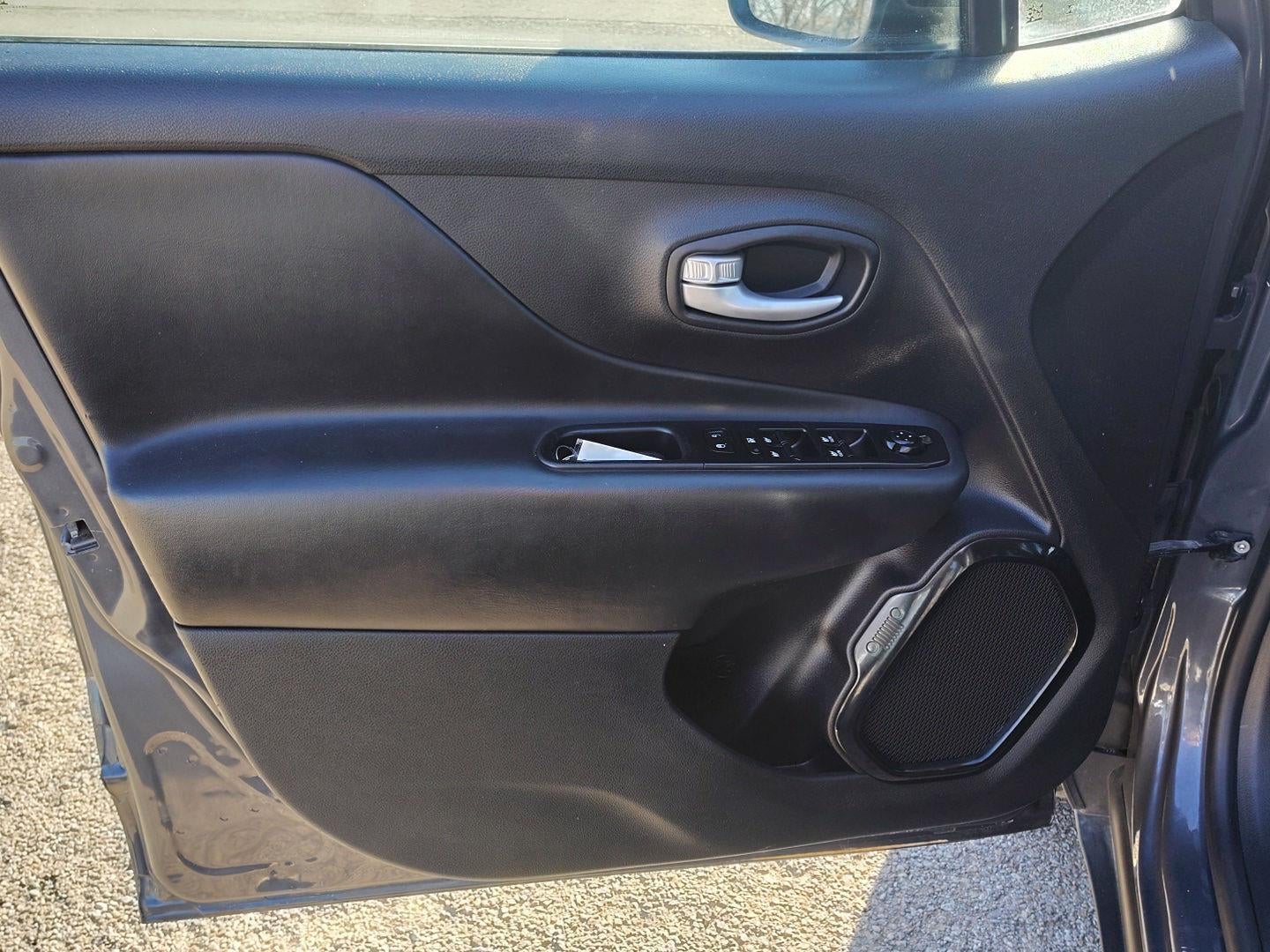 2023 Jeep Renegade Altitude